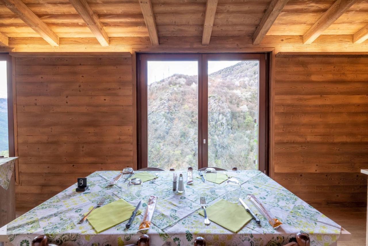 B&B Castello Cimbergo المظهر الخارجي الصورة