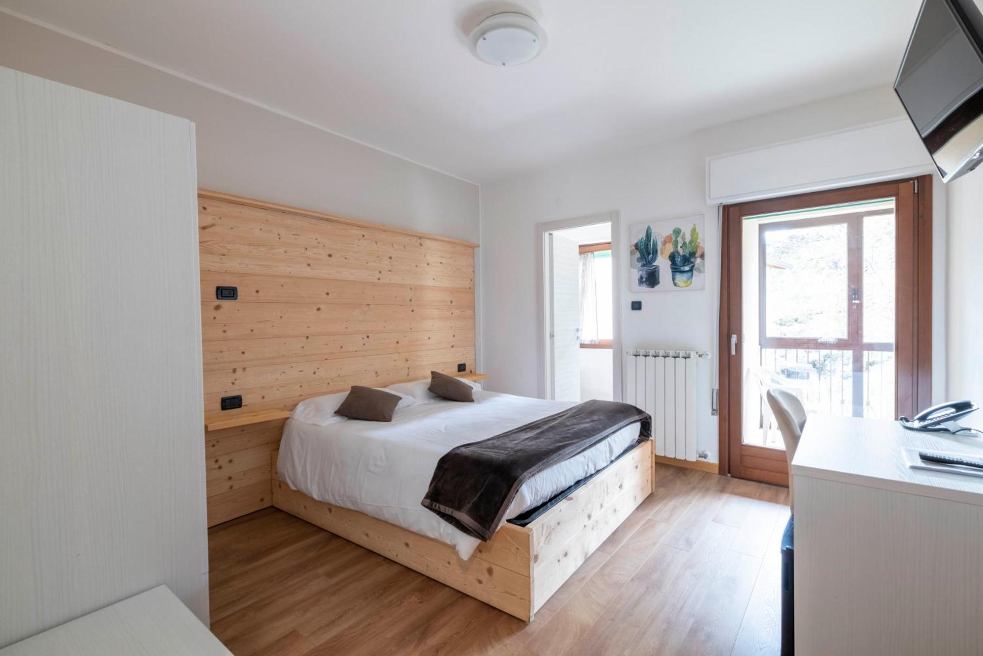 B&B Castello Cimbergo الغرفة الصورة